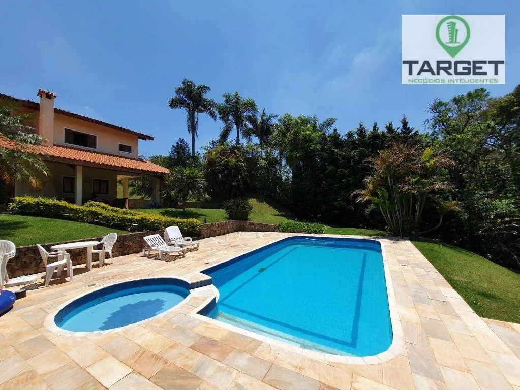 Casa com 5 dormitórios