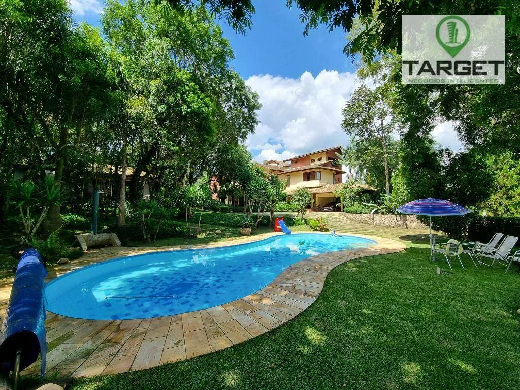 Casa com 7 dormitórios