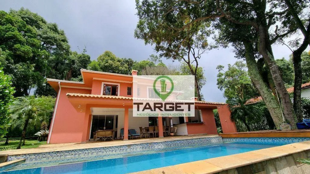 Casa com 5 dormitórios