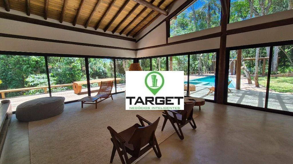 Casa com 5 dormitórios