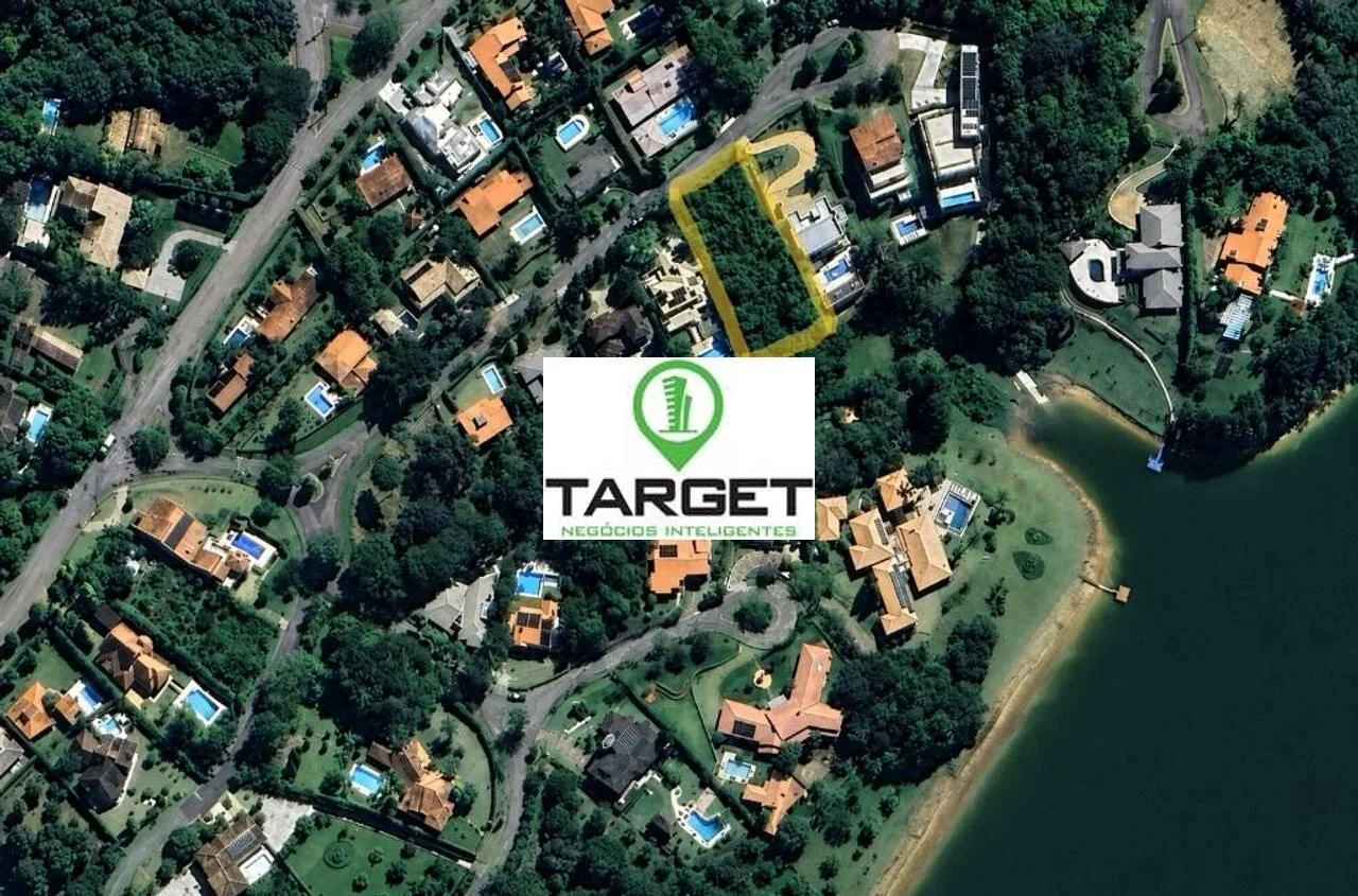 Terreno de 1.460 m²